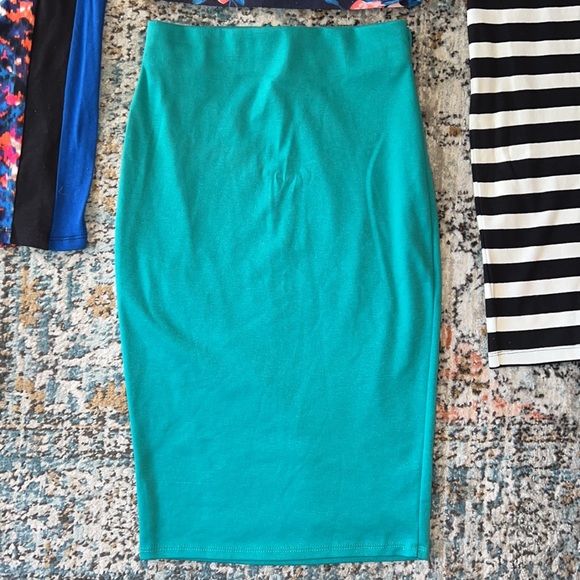 Skirt bundle/ lot - Picture 4 of 7